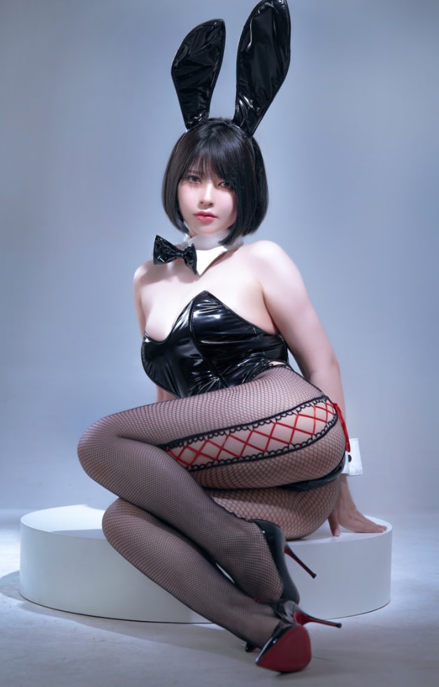 半半子 – NO.63 Bunny Vol.02 [75P-693MB]