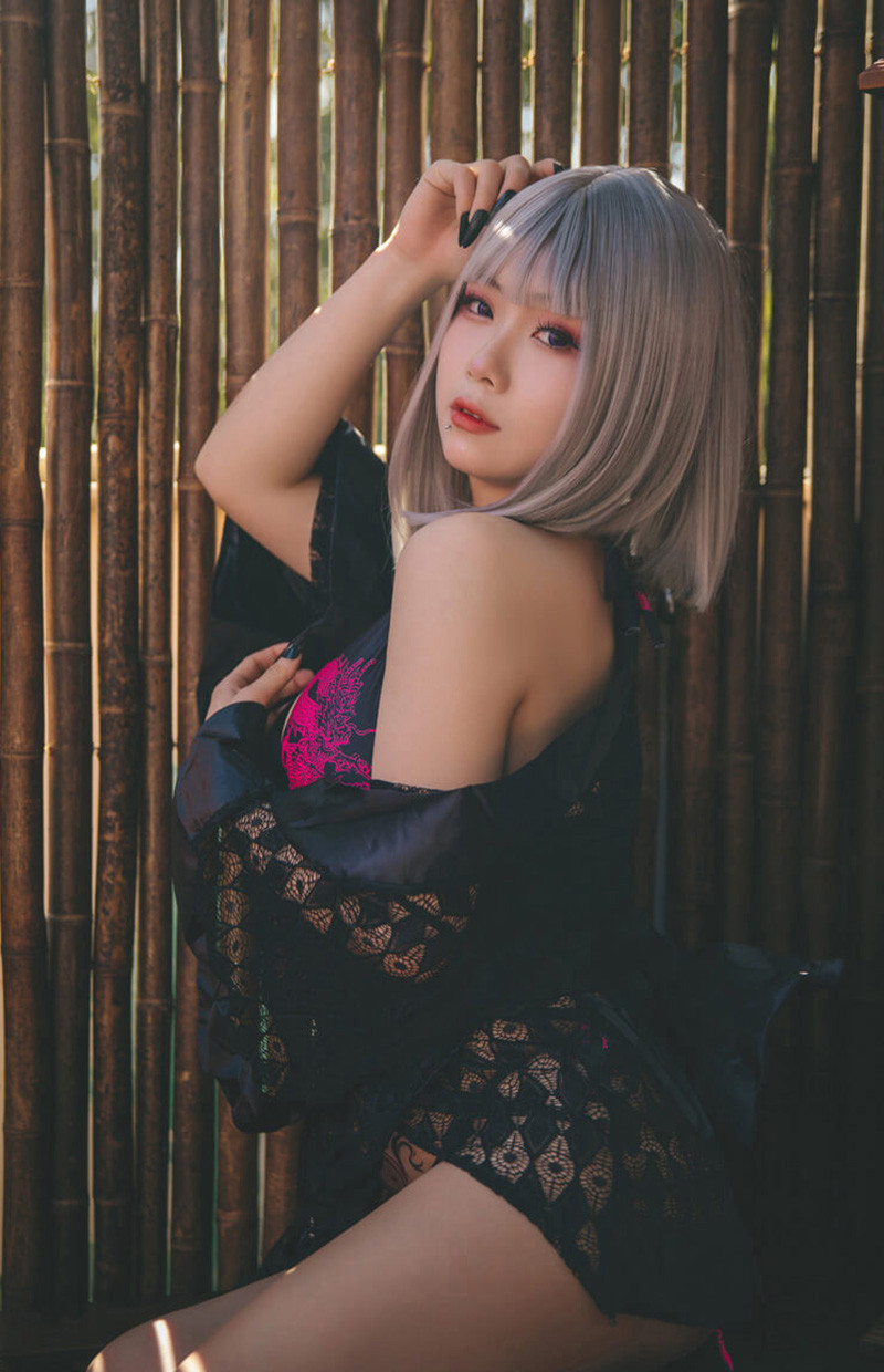 [COSER]妖娆美艳末夜787 COSPLAY套图合集[19T/2.05G]