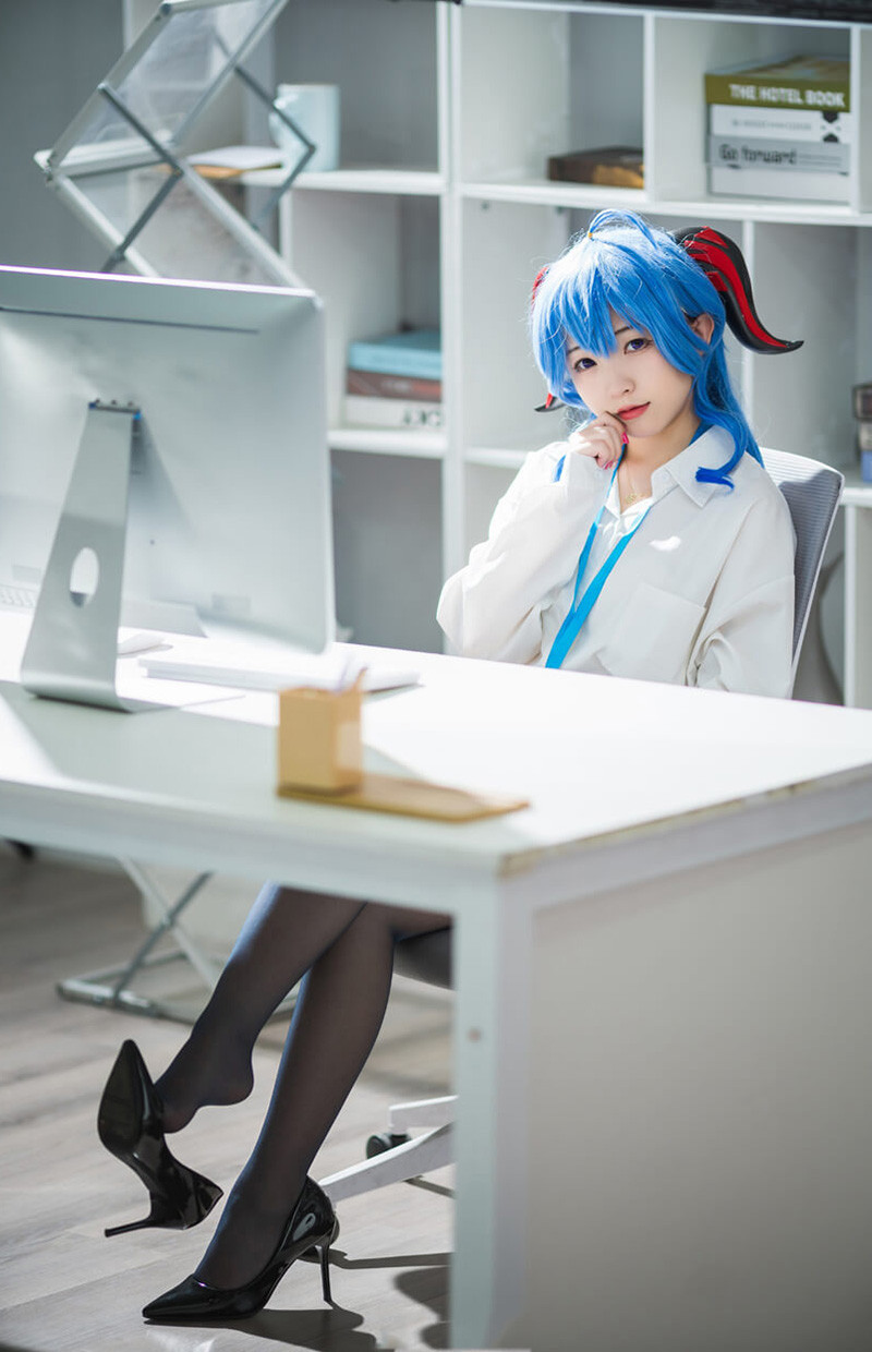 [COSER]萌妹子花铃COSPLAY套图合集[35套]预览图 2