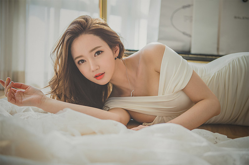 韩国美女李妍静绝美高雅气质写真合集预览图 3