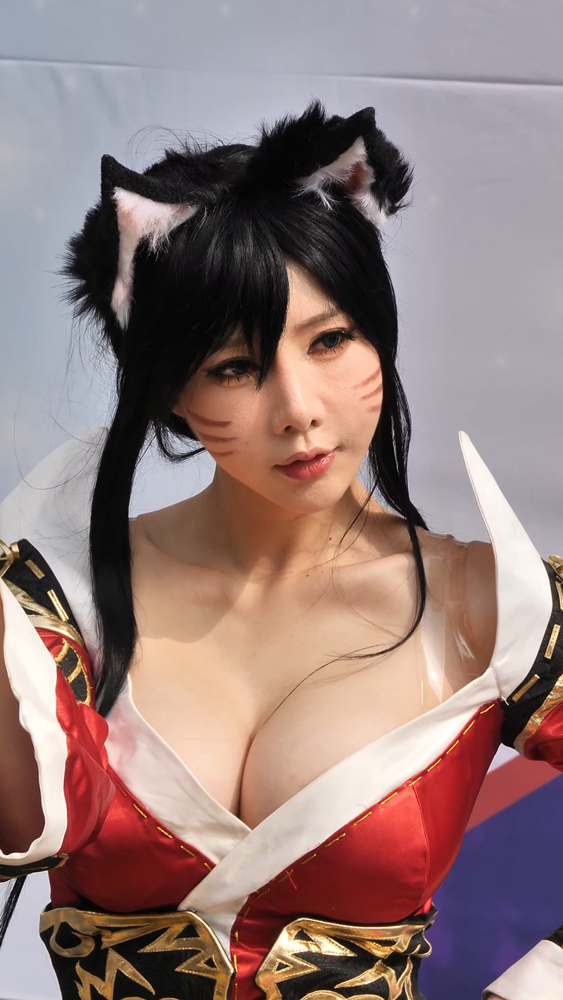 [展会]2022国际漫画节宋珠儿近距拍摄Cosplay九尾妖狐拍照时间[4v/2.8G]